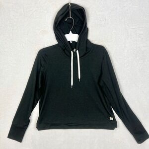 Vuori Halo Essential Hoodie Womens Medium Dark Gray Pullover Sweatshirt Cropped